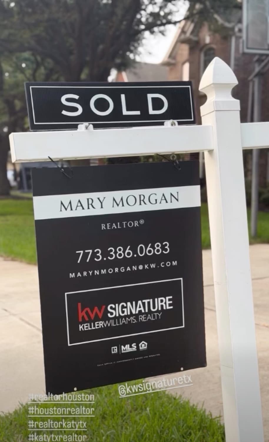 Sold sign for realtor Mary Morgan